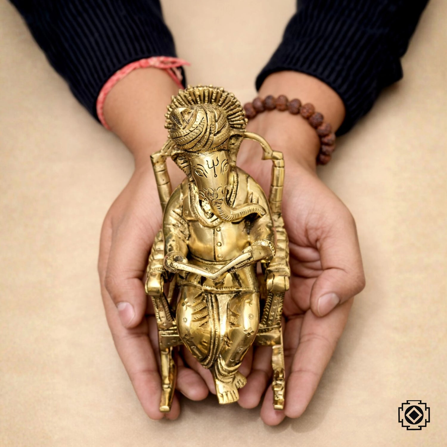 Rocking Chair Ganesh Murti